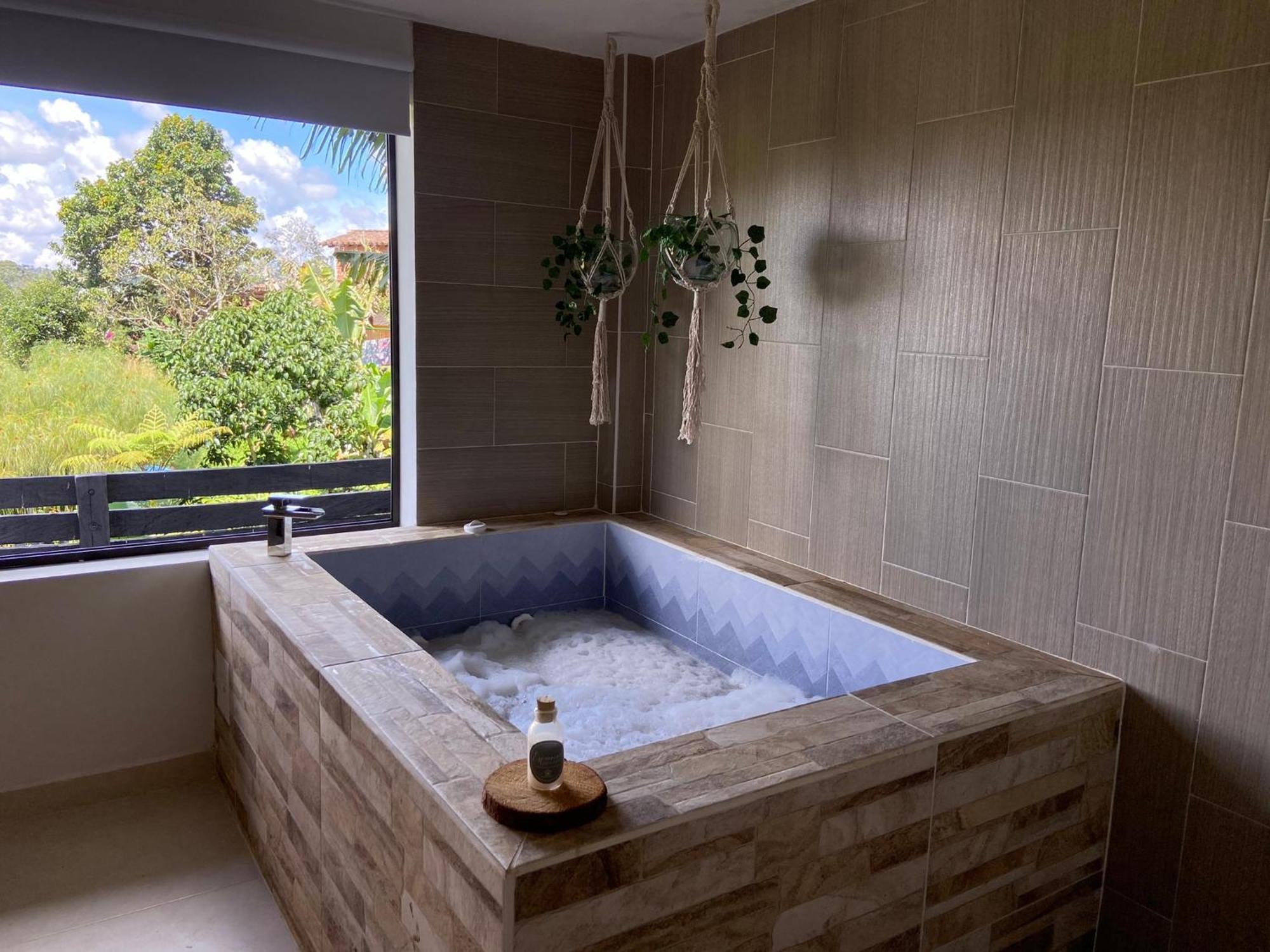 Cabanas Con Jacuzzi Y Chimenea - Casa Floral, Marinilla Exterior foto